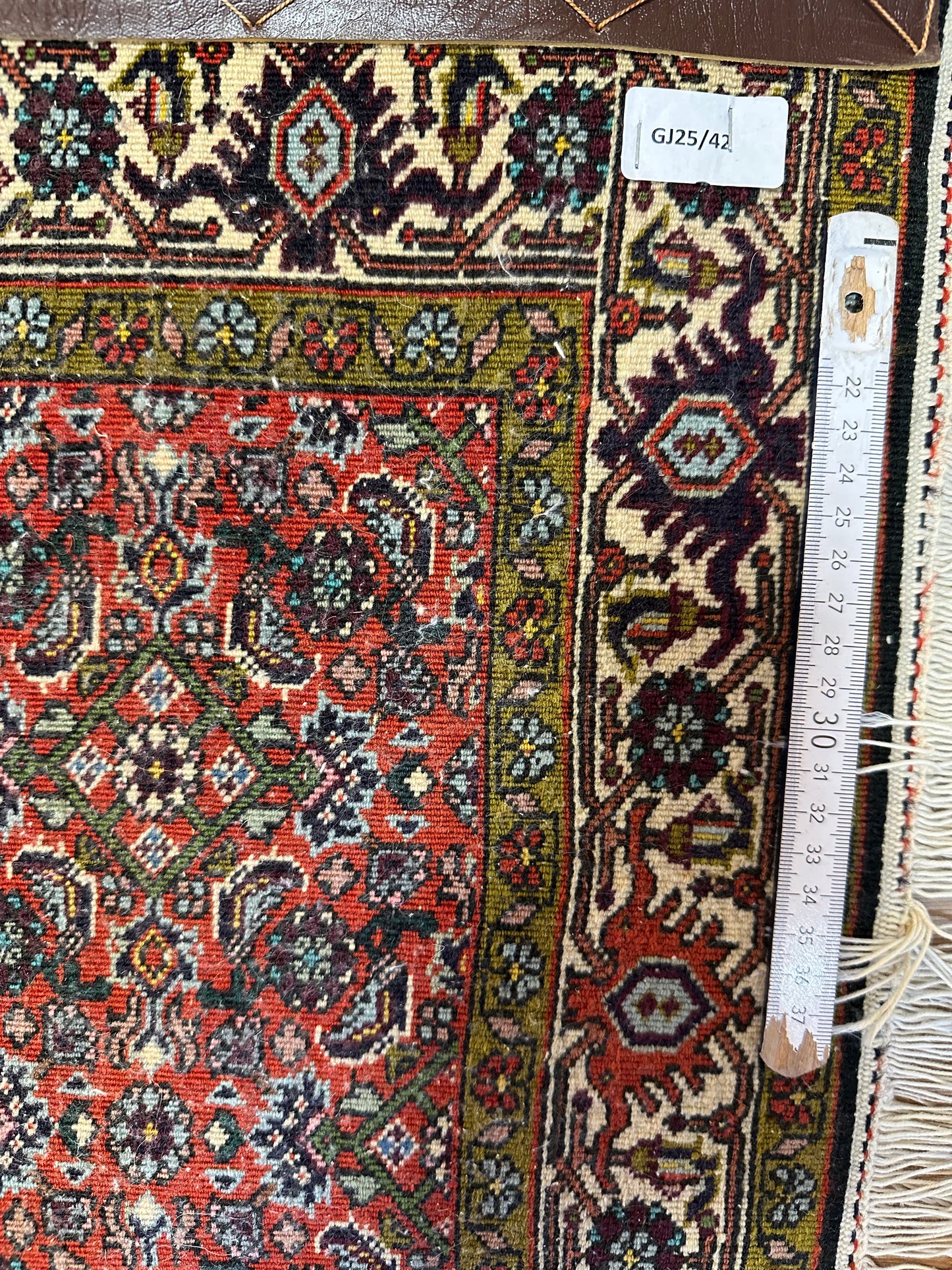 Bidjar Teppich Korkwolle mit Medaillonmuster und feiner Knüpfung