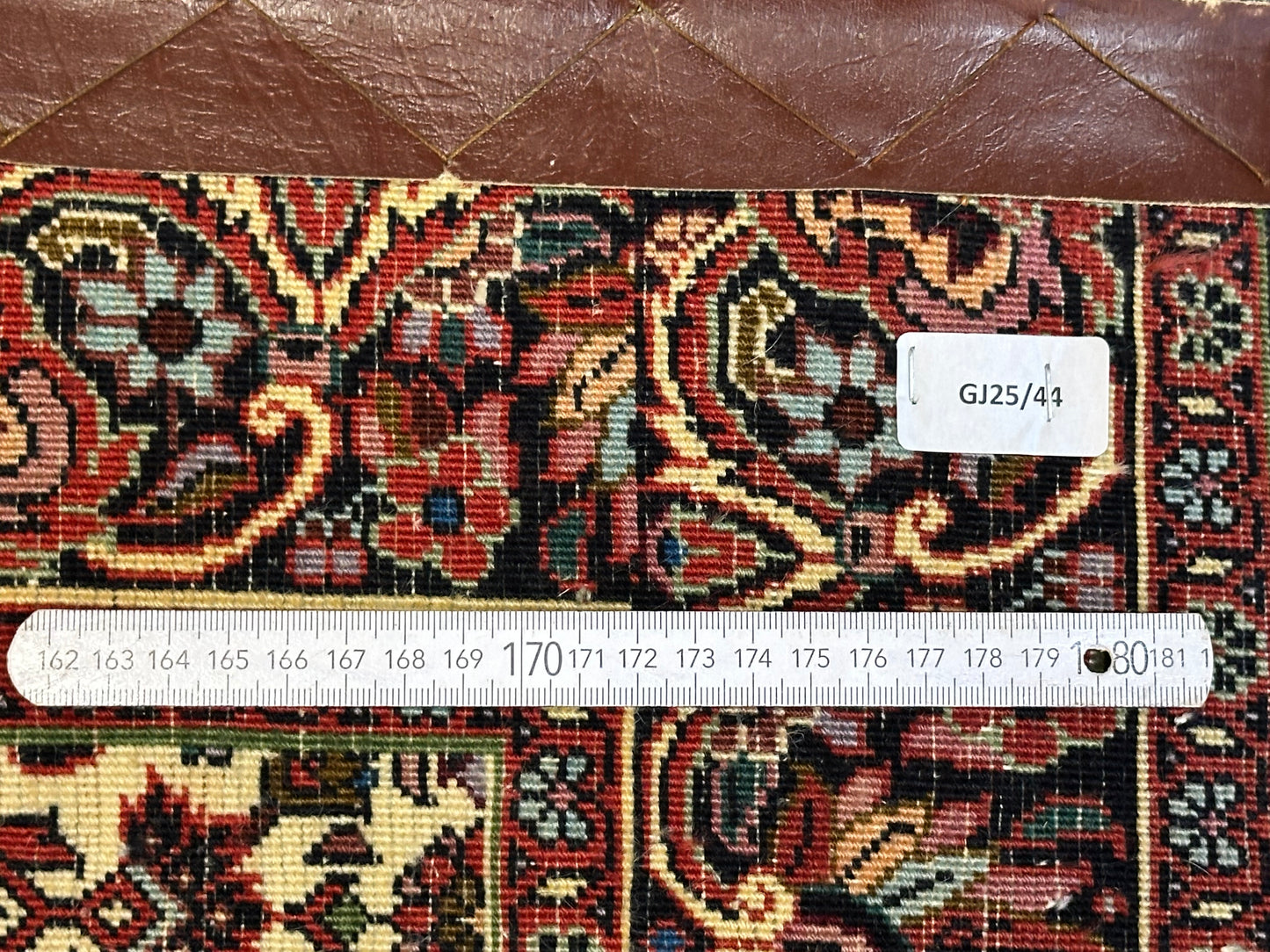 Bidjar Teppich Korkwolle mit Medaillon florales Allover Muster