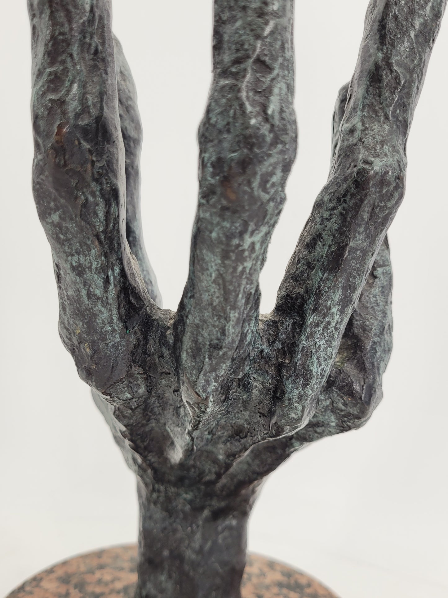 Moderne Zeitgenössische Bronze Skulptur Goldener Apfel der Zeit