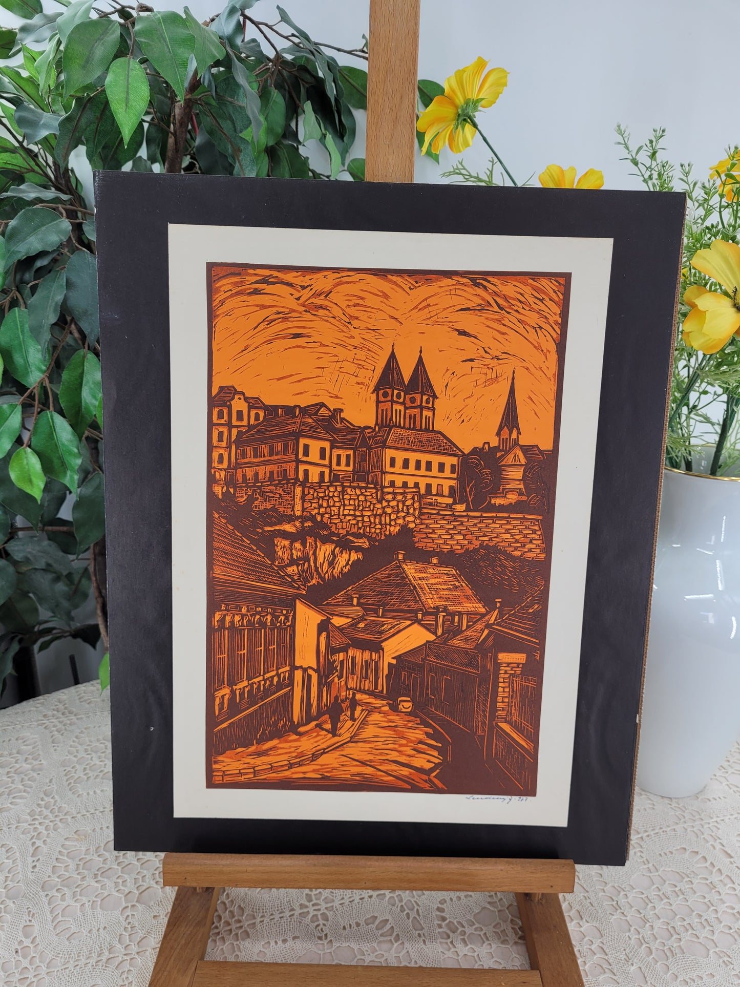 Einfarbiger Farbholzschnitt, Blick auf die Kirche im Dorf Handsigniert 42x32cm