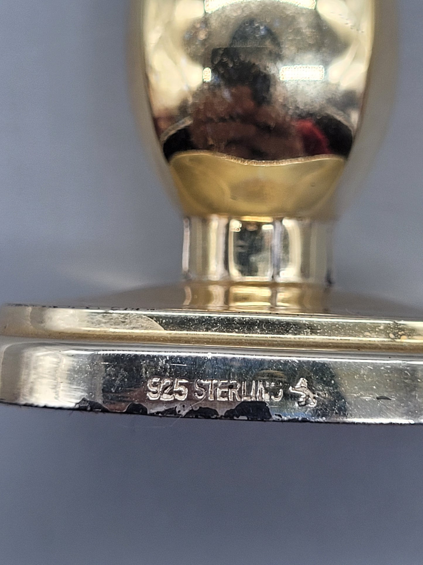 Antiker Kerzenständer aus Sterling-Silber