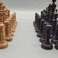 Prunkvolles Schachspiel - Handgearbeitetes Meisterwerk aus Indien, Sandelholz