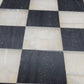 Antikes handgefertigtes Schachbrett aus Marmor und Perlmutt - Maße 36x36cm