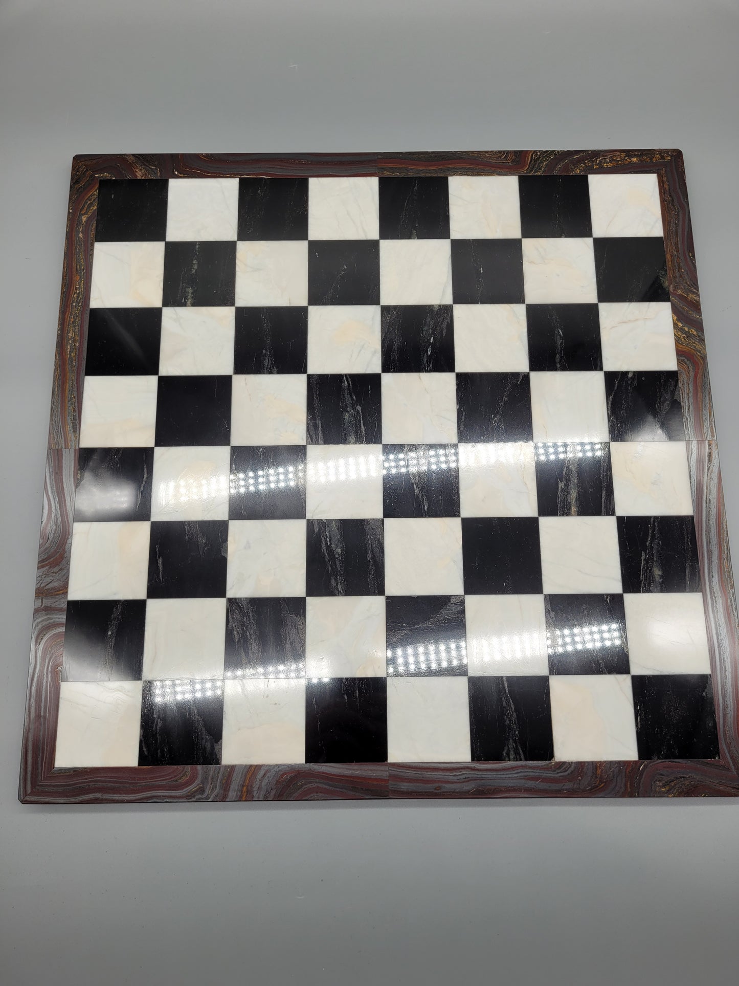 Einzigartiges Antikes Handgearbeitetes Schachbrett Schachspiel für Sammler