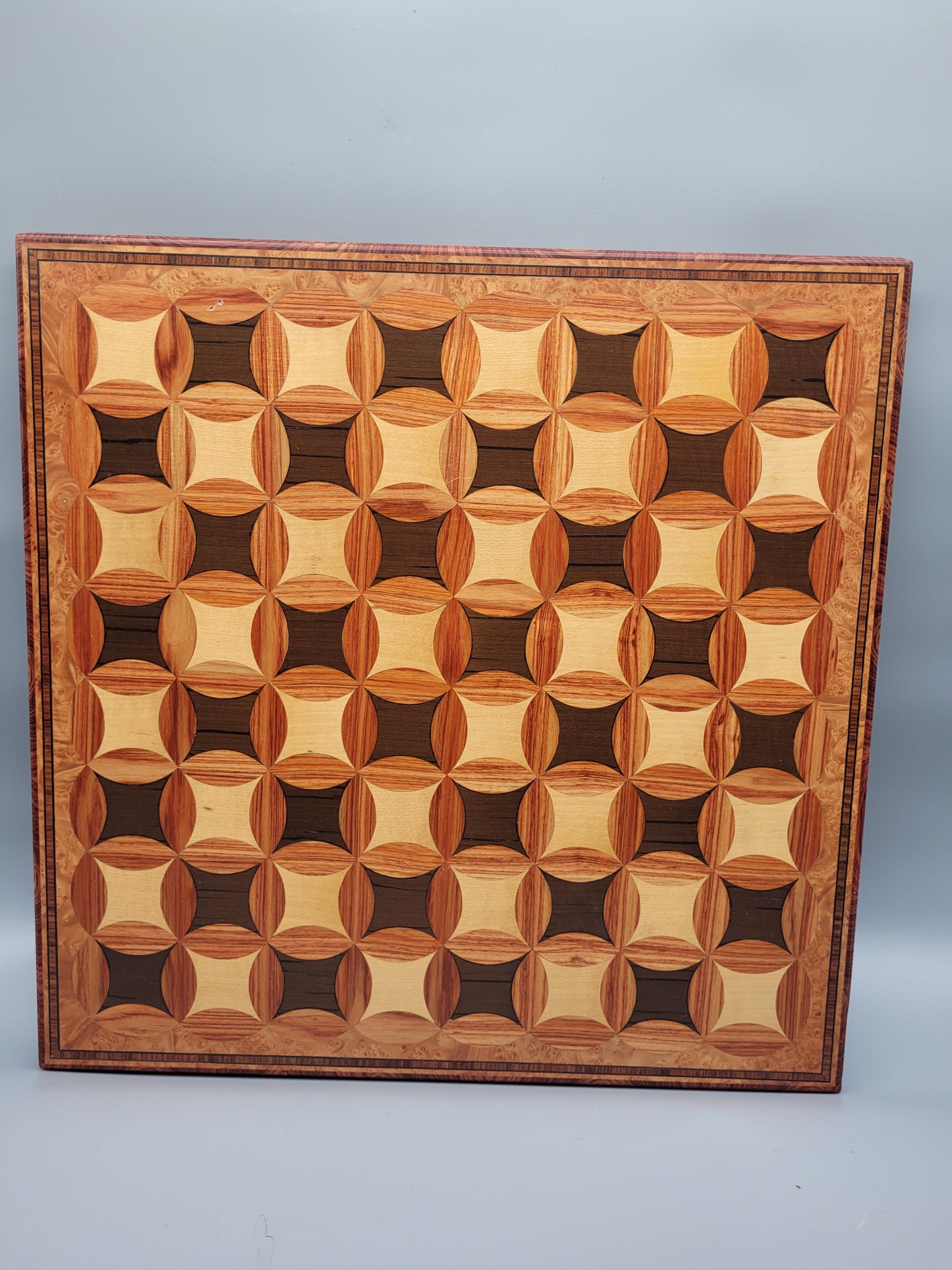 Antikes Handgefertigtes Schachbrett Schachspiel für Sammler