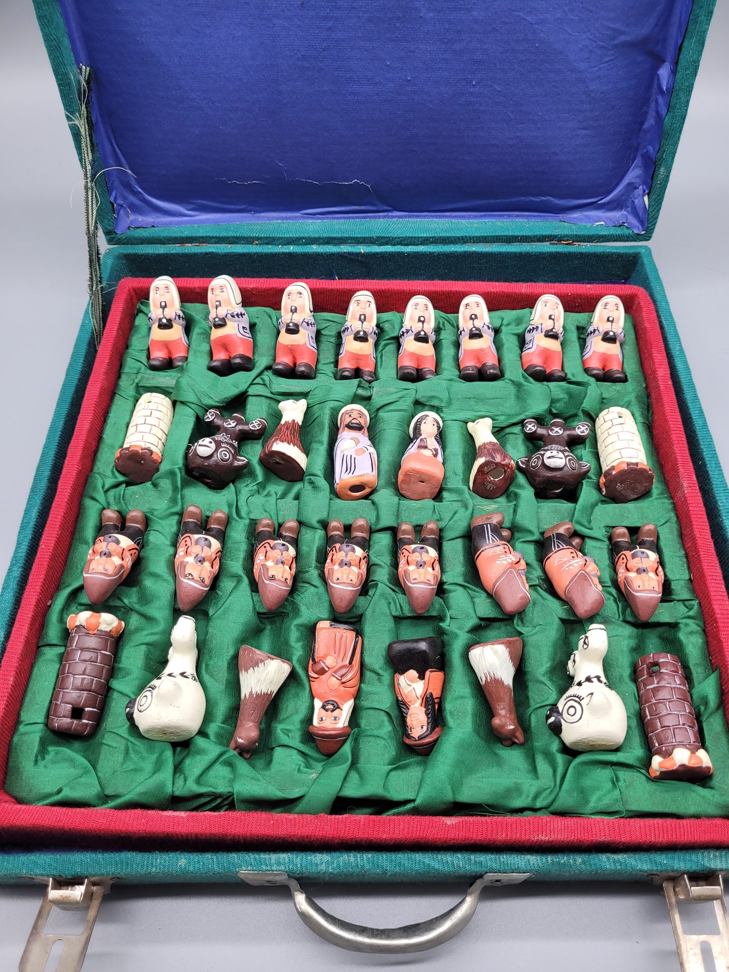 Selten Schachfiguren aus Keramik - 32-teiliges Schachspiel