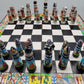 Antikes Schach-Set: Spanische Eroberer vs. Indios