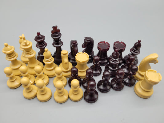 Klassisches Schachspiel Schachfiguren Set aus 32 Figuren