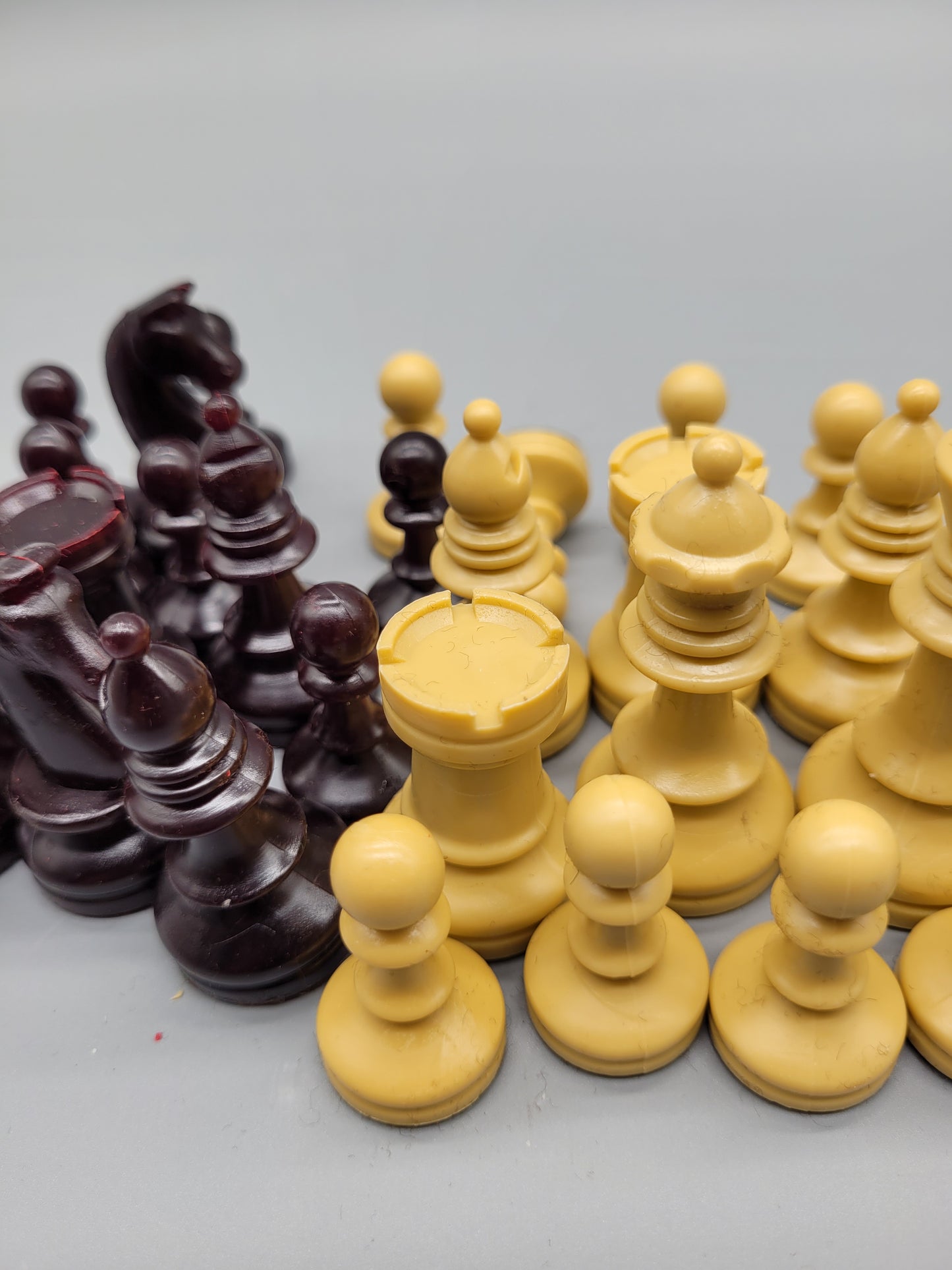 Klassisches Schachspiel Schachfiguren Set aus 32 Figuren