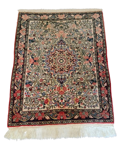 Feiner Handgeknüpfter Perser Bidjar Orientteppich mit Floralen Motiven 95X75cm