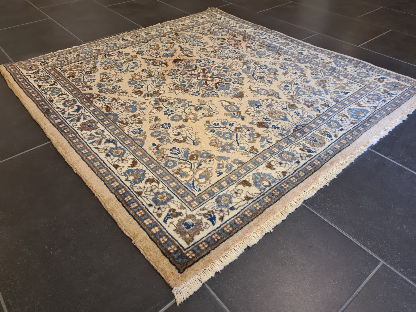 Feiner Handgeknüpfter Perser Teppich Sarough Orientteppich 115X112cm