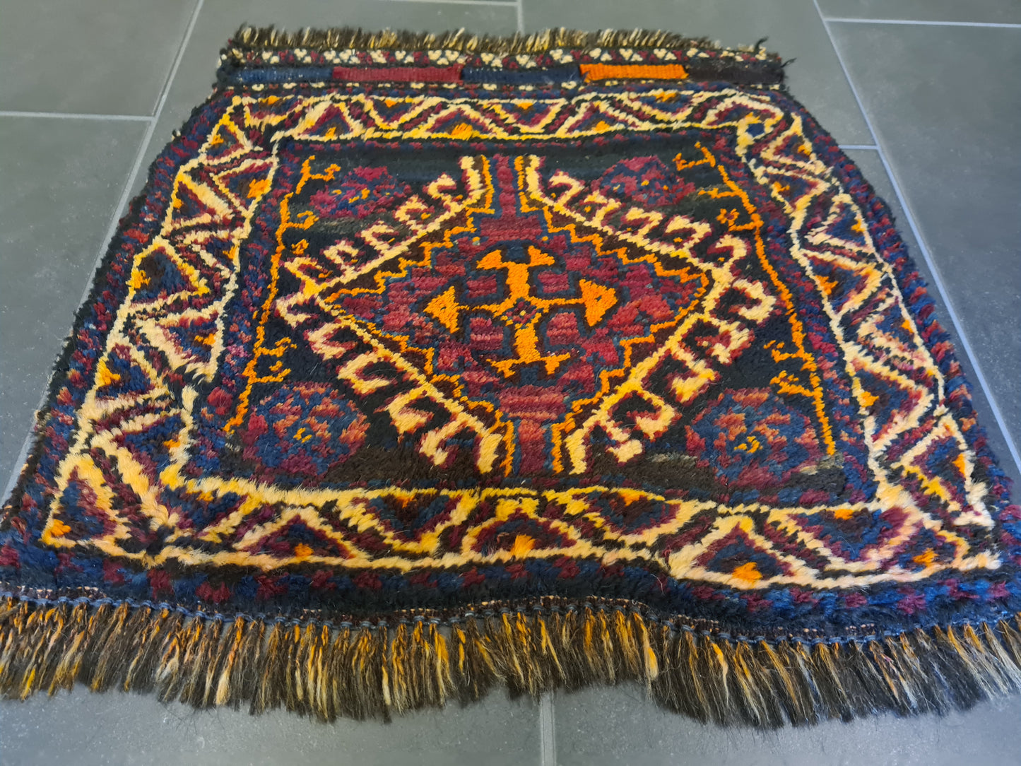 Handgeknüpfter Shiraz Orientteppich Persisches Erbe Pflanzenfarben 53X59cm
