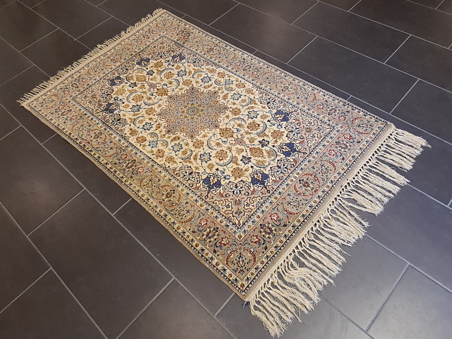 Feiner Handgeknüpfter Orientteppich - Perser Teppich Isfahan 161X106cm