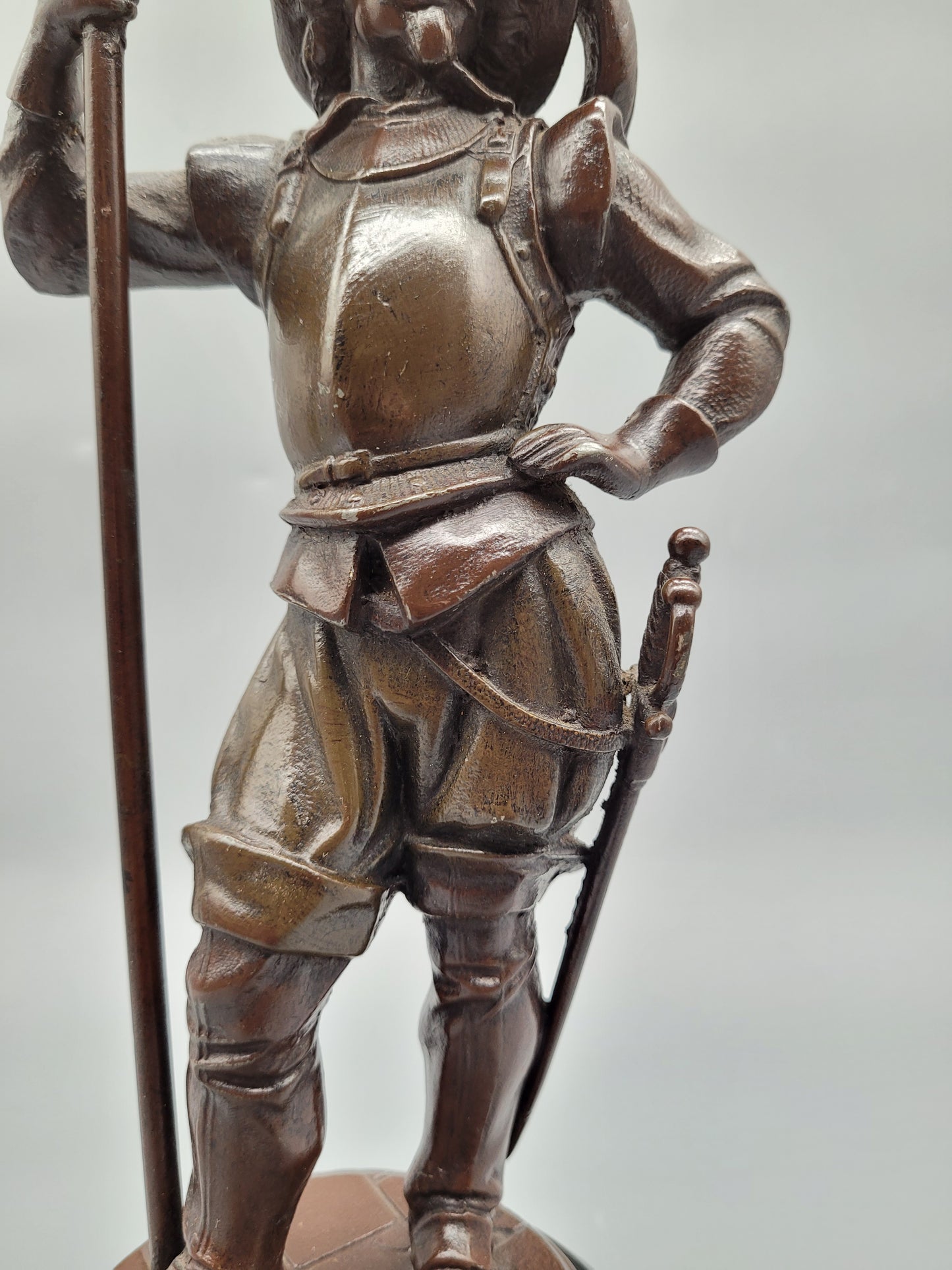 Bronze Skulptur Torwächter Landsknecht in Uniform ca. 2kg