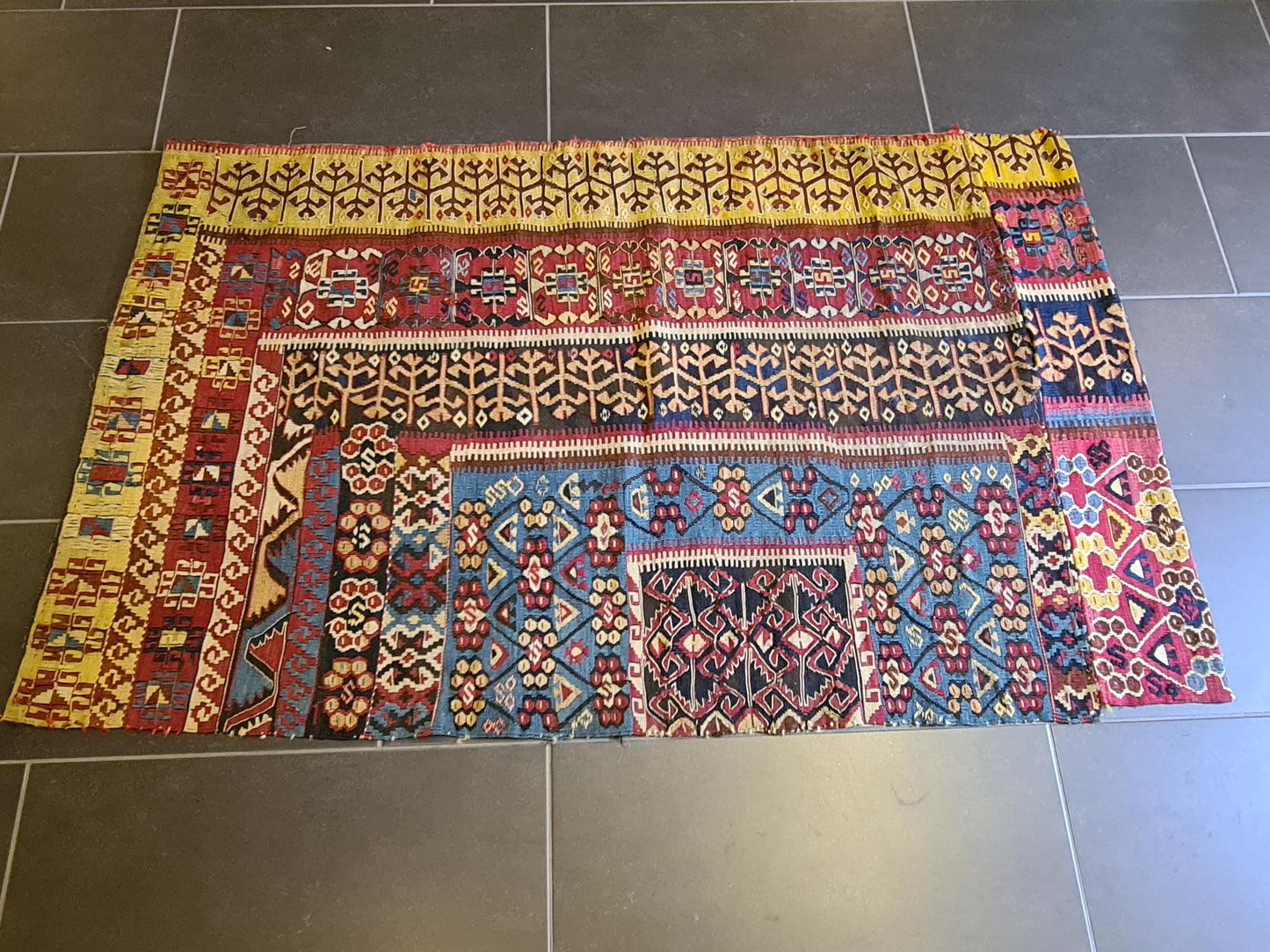 Kelim Teppich Anatolien Handgeknüpftes Sammlerstück in Naturfarben 145x90cm