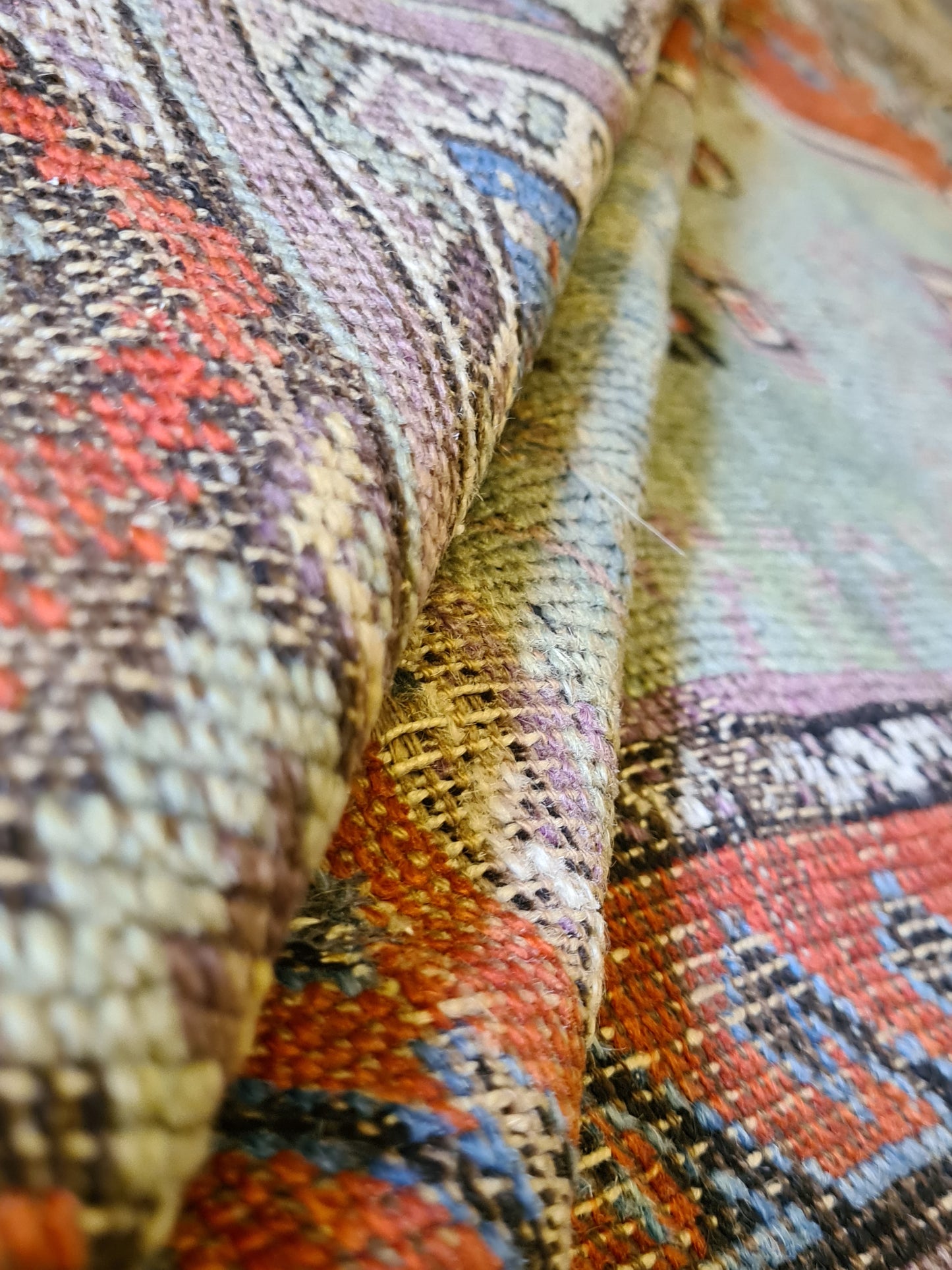 Antiker Anatol Teppich – Ein handgeknüpftes Sammlerstück 155x103cm