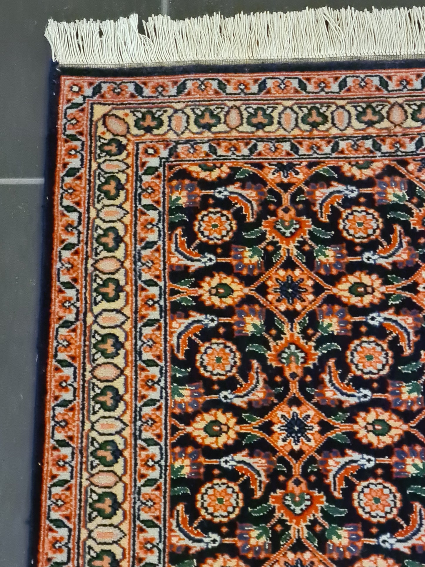 Persischer Bidjar Teppich Läufer Meisterwerk mit Blumenmotiv 203x67