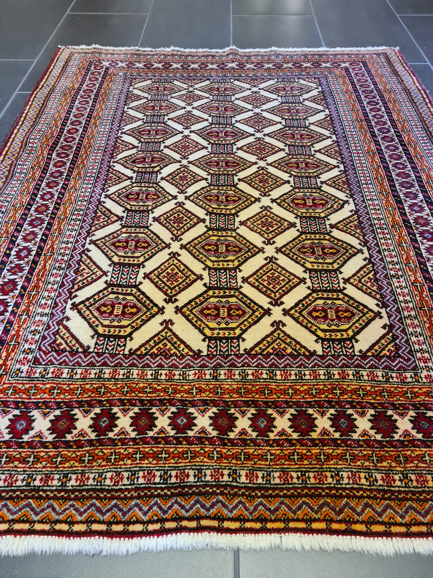 Wertvoller Antiker Teppich Handgeknüpfter Buchara Jomut Orientteppich Sammler-Stück 137x109cm