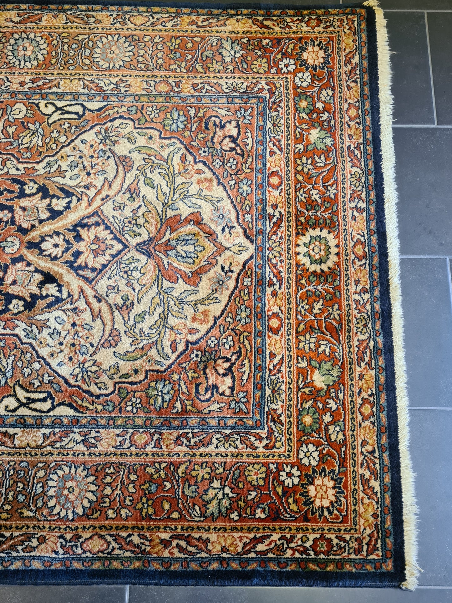 Feiner Orientteppich Ghoum – Hochwertiger Blumen Teppich 179x122cm