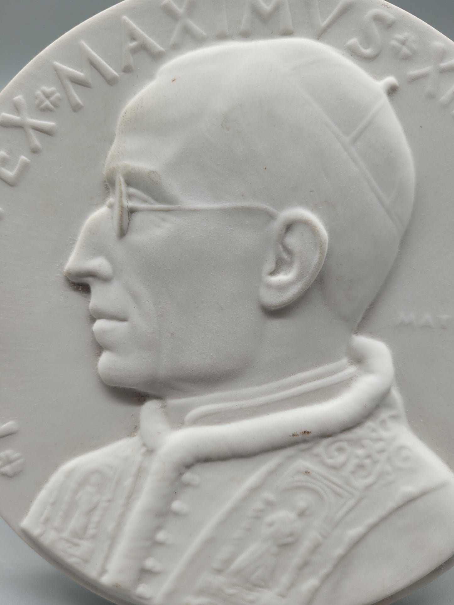 Herend Ungarn Porzellan Medaille Plakette Pontifex