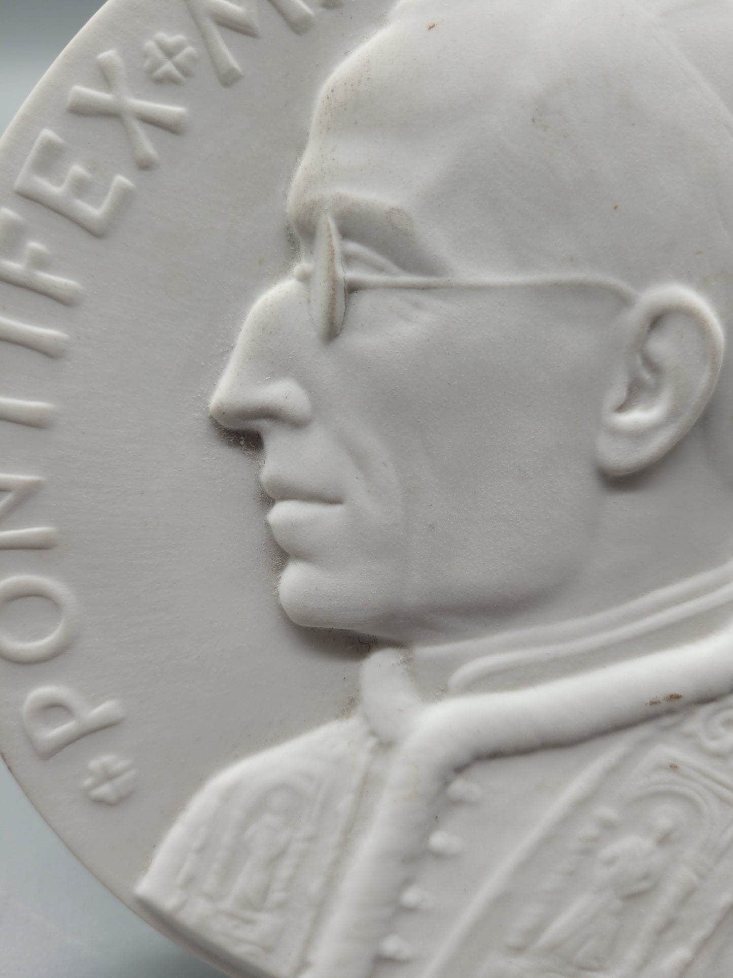 Herend Ungarn Porzellan Medaille Plakette Pontifex