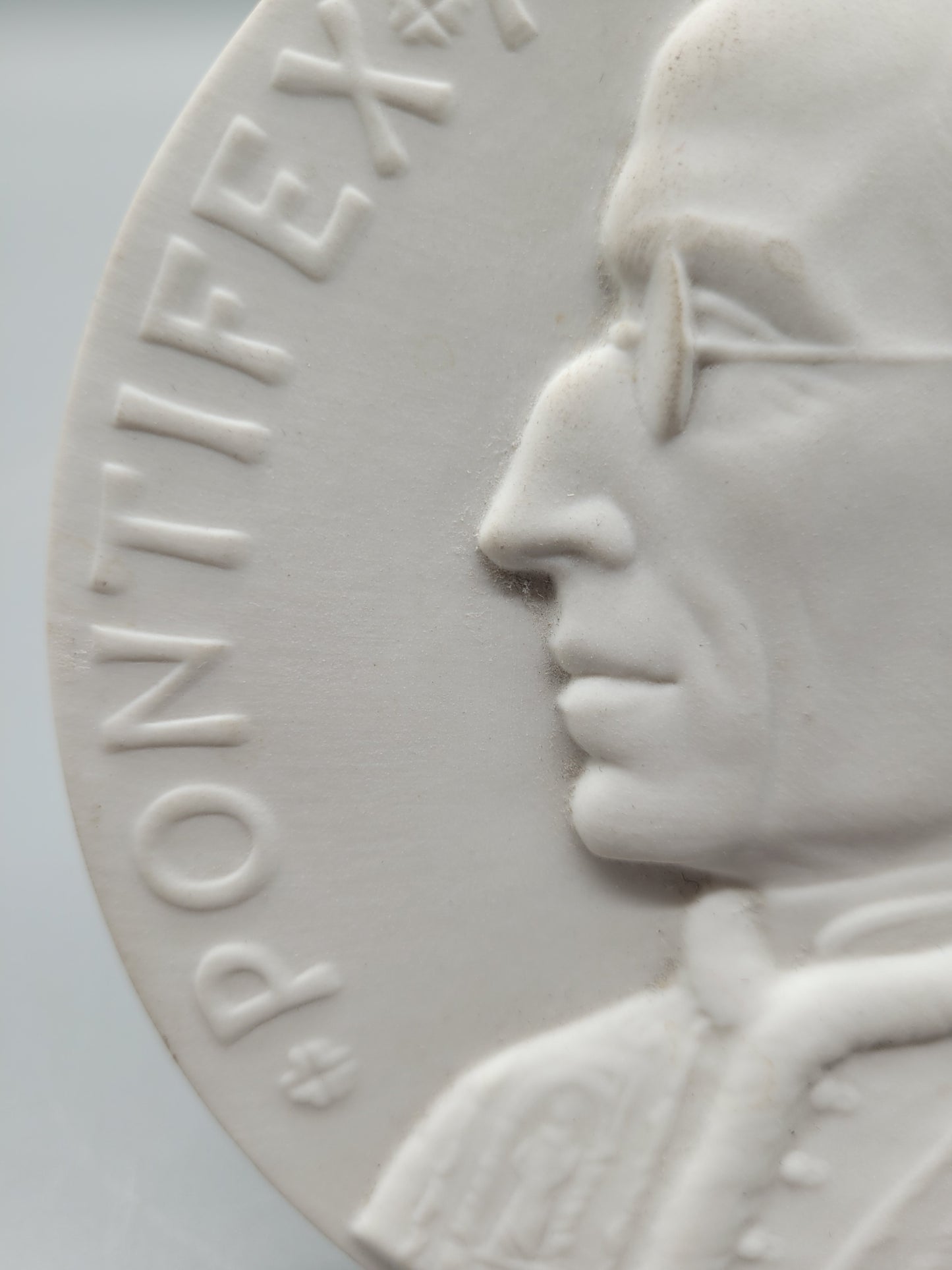 Herend Ungarn Porzellan Medaille Plakette Pontifex