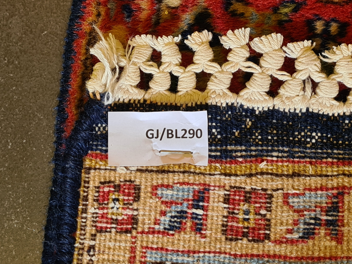 Feiner Handgeknüpfter Kashmir Ghoum Teppich – Ein Sammlerstück 158x93cm