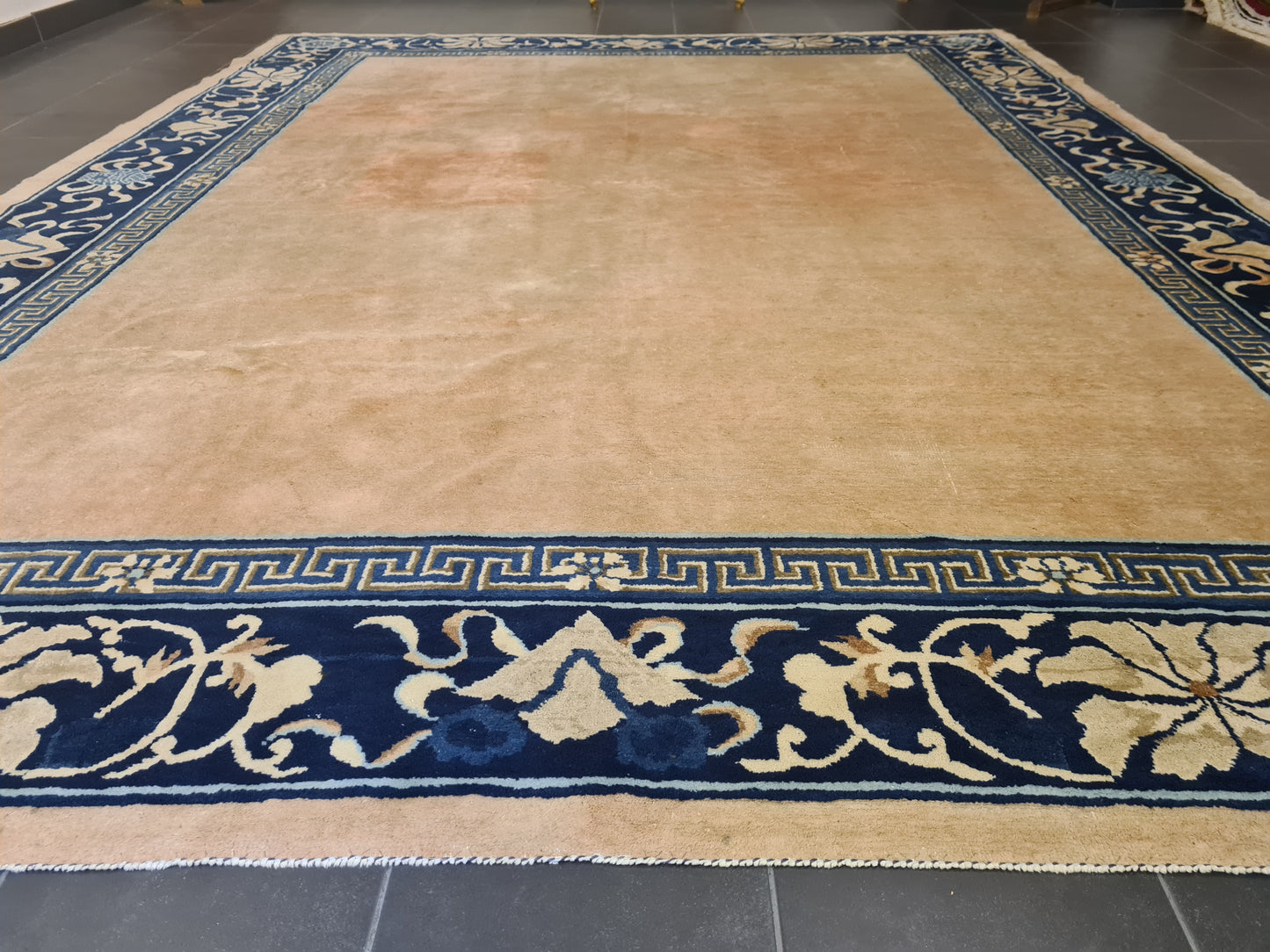 Handgeknüpfter Orientteppich China Teppich Art Déco Stil 343x272cm