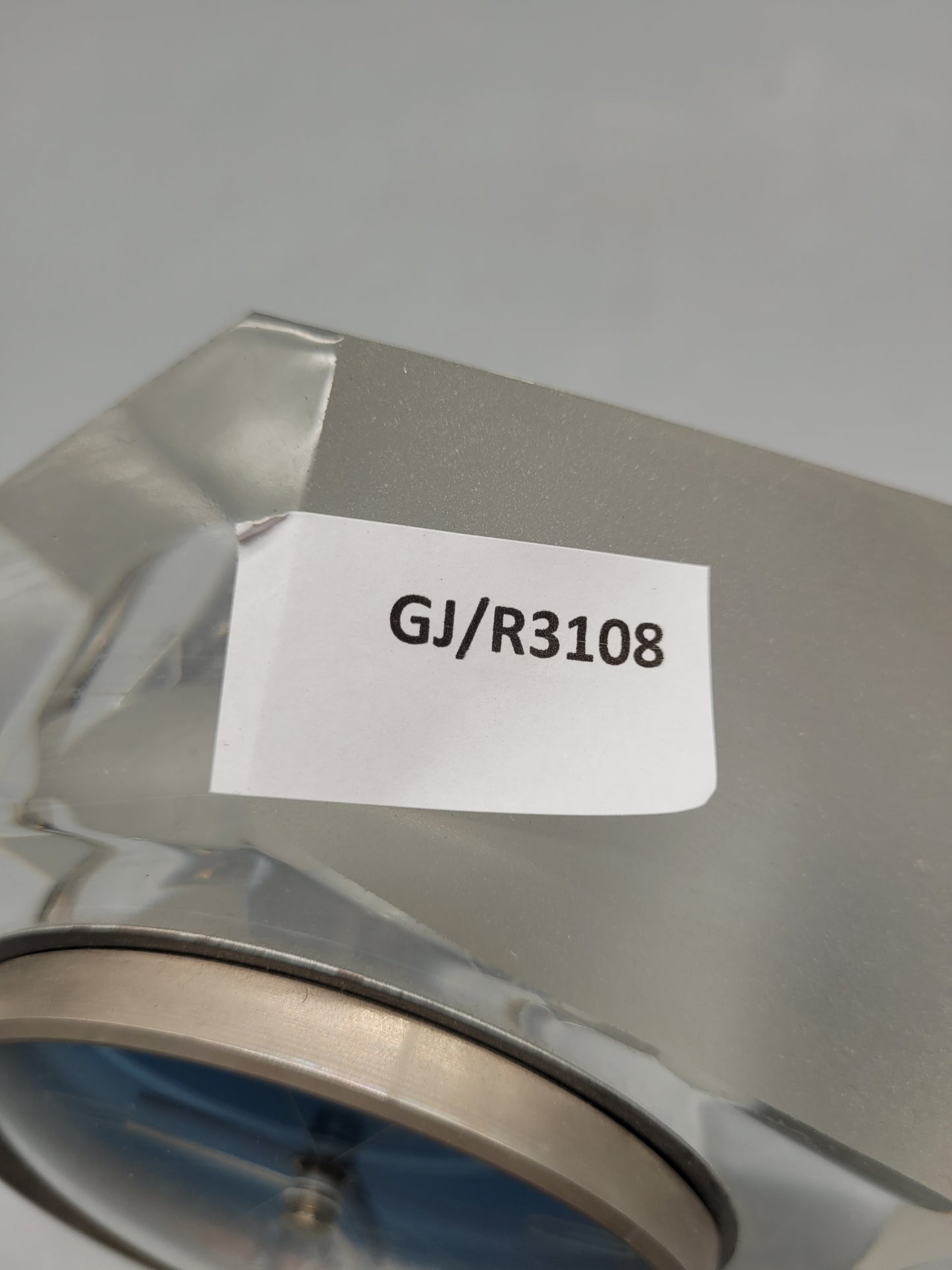 Vintage Mercedes Tischuhr aus Glas und Kristall (70er Jahre)