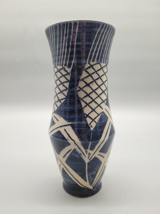 Vintage Stilvolle Keramikvase in Blau und Weiß gemustert