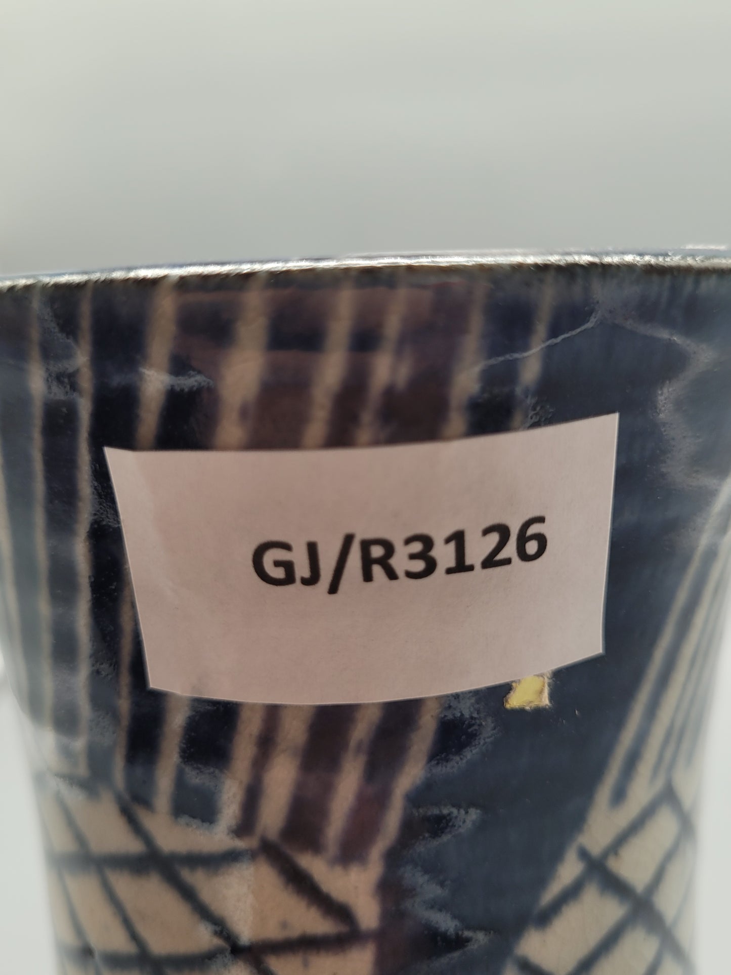 Vintage Stilvolle Keramikvase in Blau und Weiß gemustert