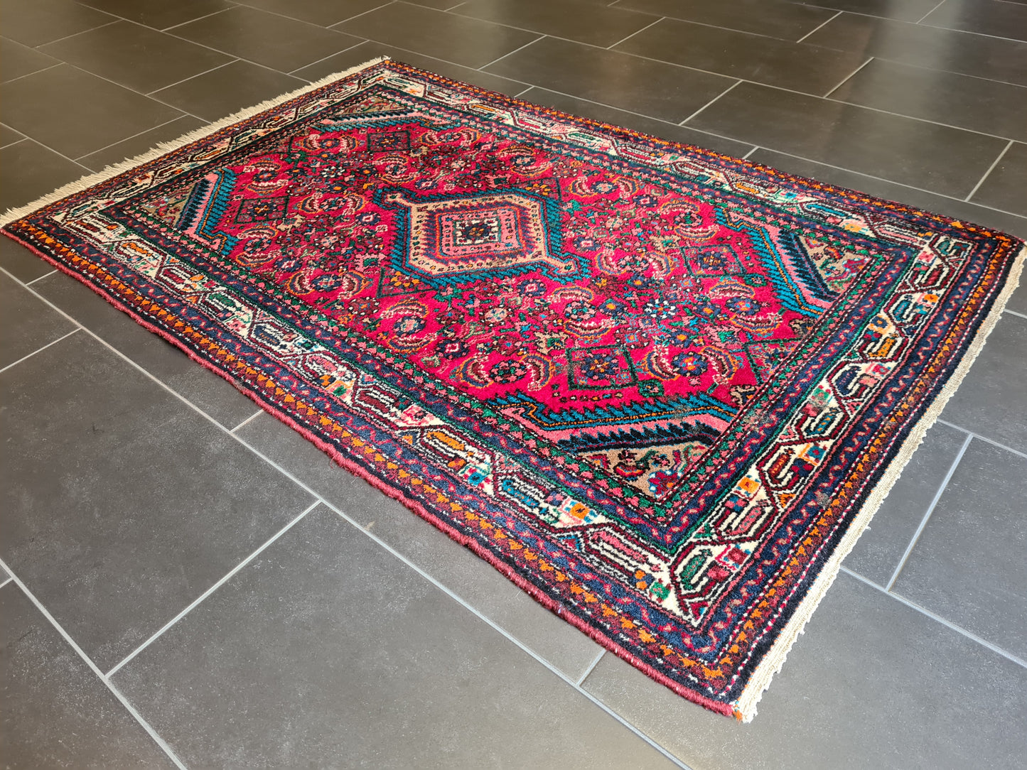 Antiker Handgeknüpfter Malaya Perserteppich – Feinste Orientkunst 160x107cm