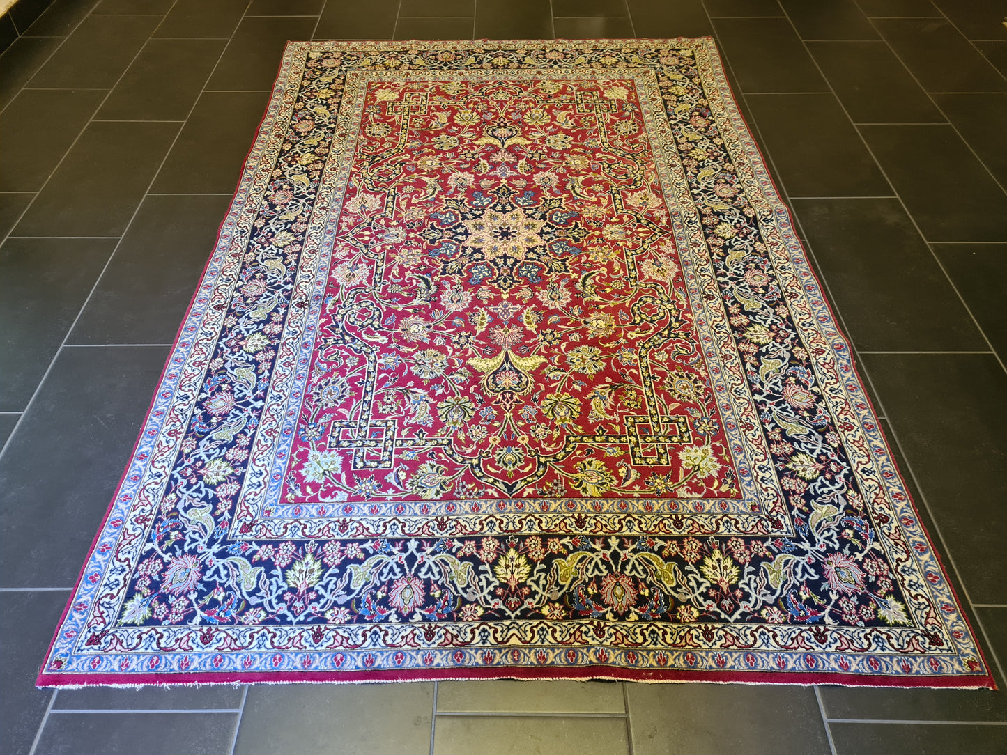 Handgeknüpfter Isfahan Perser Teppich Orientteppich 237x153cm