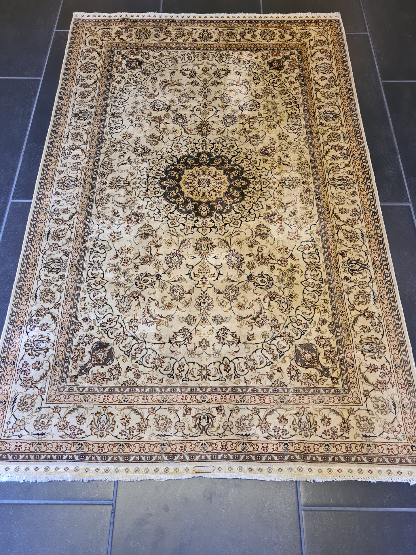 Wertvoller Handgeknüpfter Hereke Seidenteppich aus Türkei 125x79cm