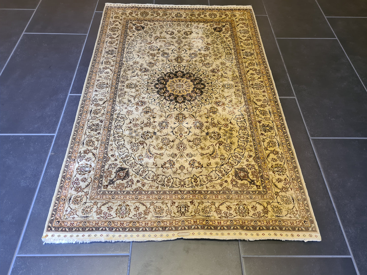 Wertvoller Handgeknüpfter Hereke Seidenteppich aus Türkei 125x79cm