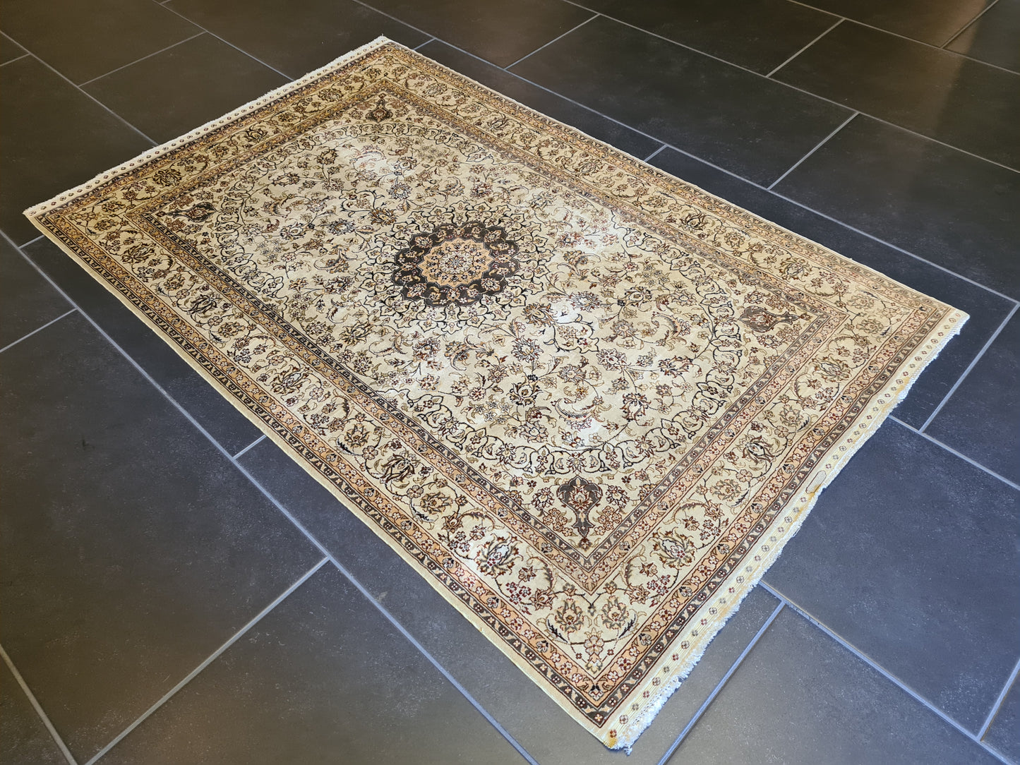 Wertvoller Handgeknüpfter Hereke Seidenteppich aus Türkei 125x79cm