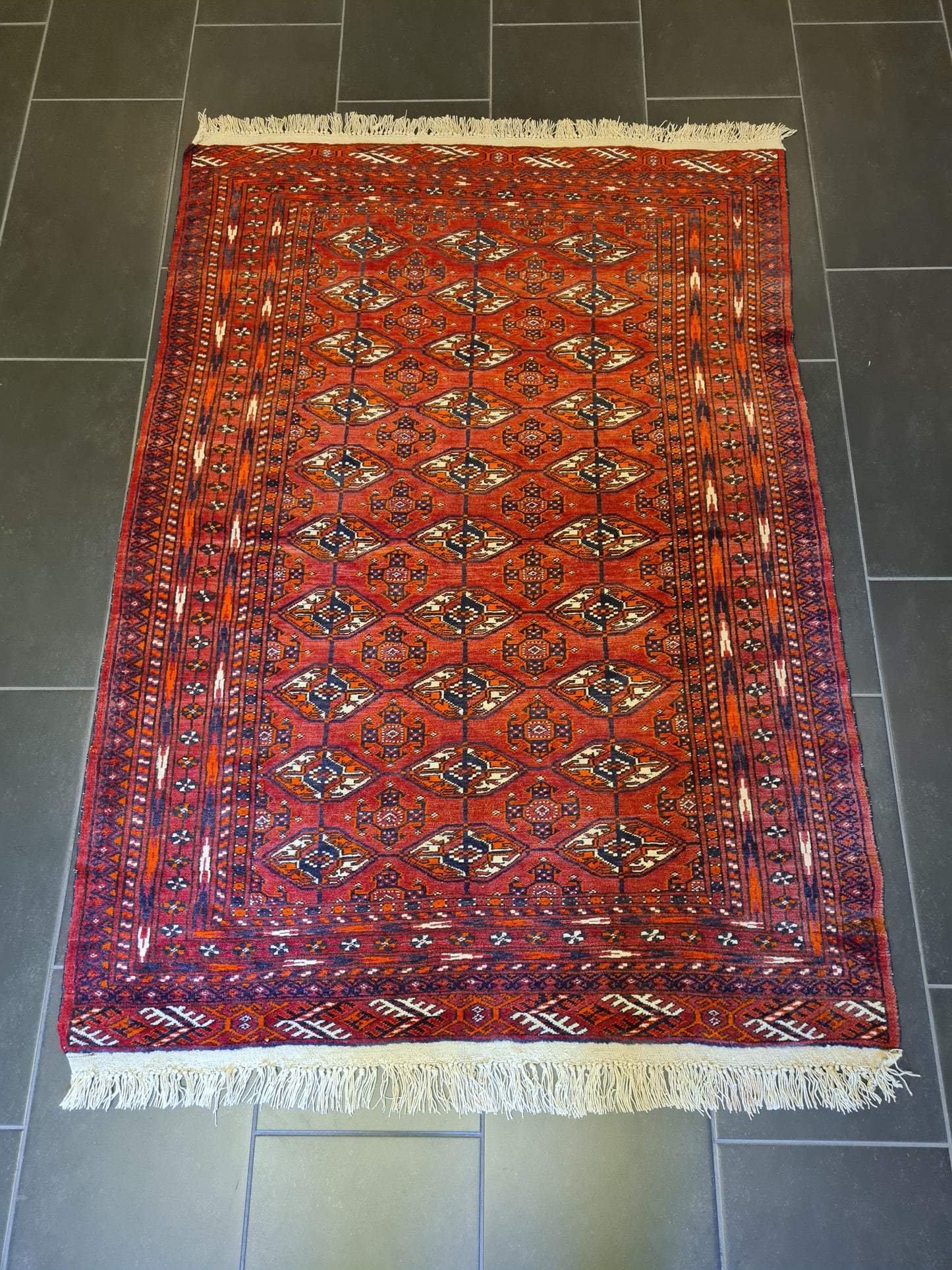 Handgeknüpfter Turkman Orientteppich aus Turkmenistan 160x116cm