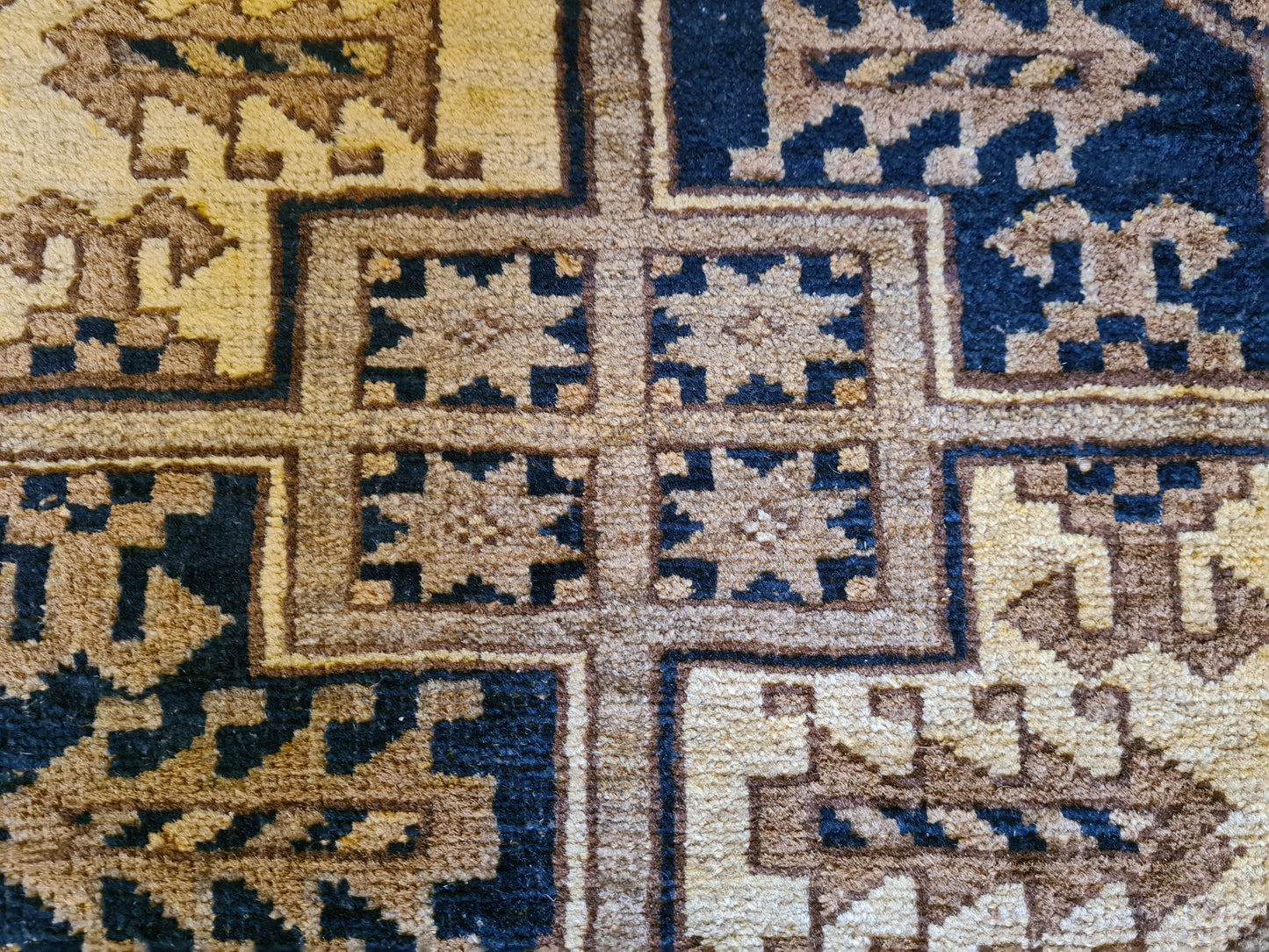 Handgeknüpfter Afghan Orientteppich Ein Sammlerstück 112x86cm