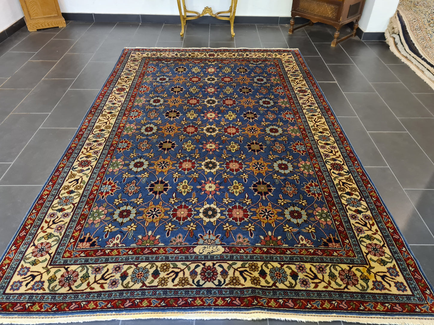 Königlicher Ghoum Teppich – Handgeknüpftes Meisterwerk 295x195cm
