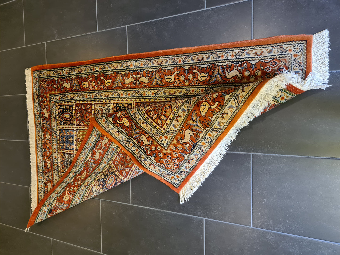 Edler Ghoum Perserteppich Handgeknüpfter Orientteppich mit Tiermotiven 153x103cm