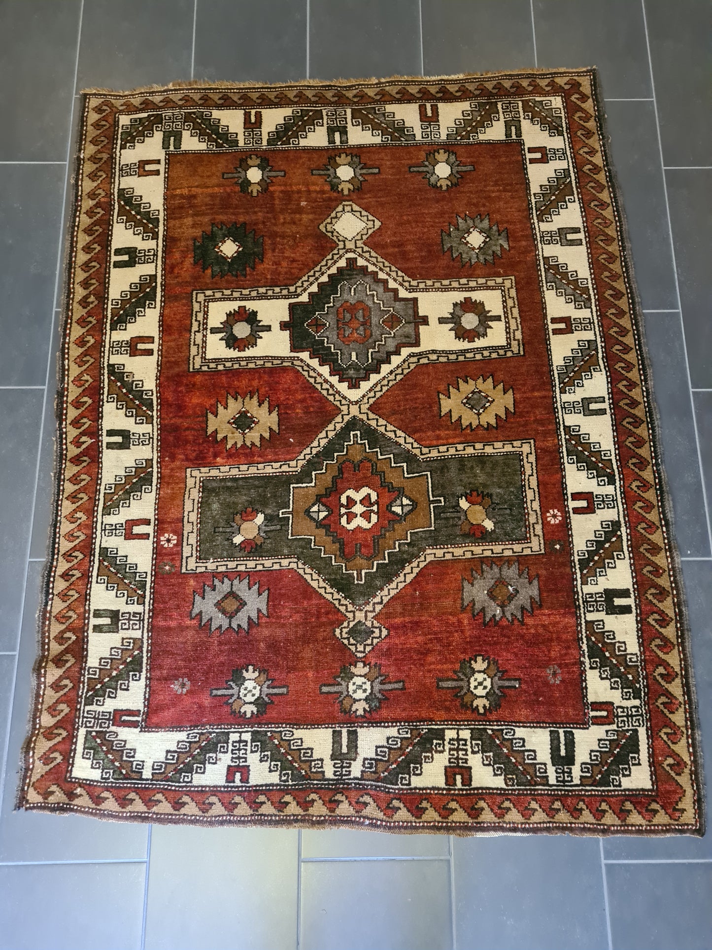 Antiker Handgeknüpfter Kasak Orientteppich Edles Sammlerstück 181x139cm