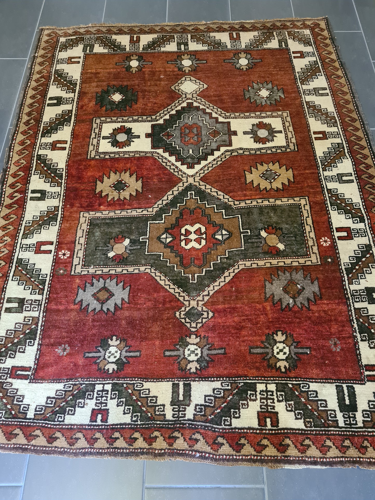 Antiker Handgeknüpfter Kasak Orientteppich Edles Sammlerstück 181x139cm