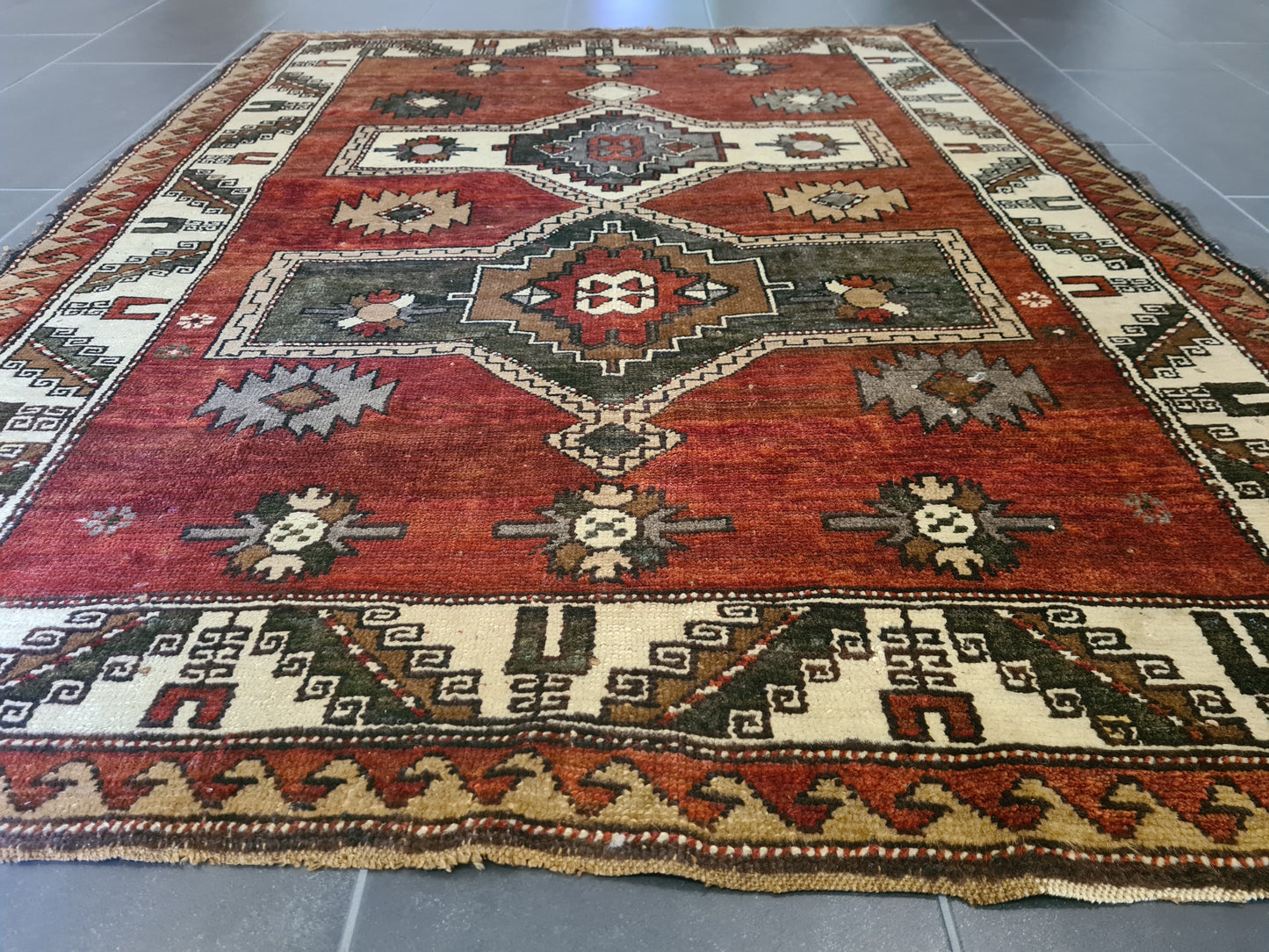 Antiker Handgeknüpfter Kasak Orientteppich Edles Sammlerstück 181x139cm