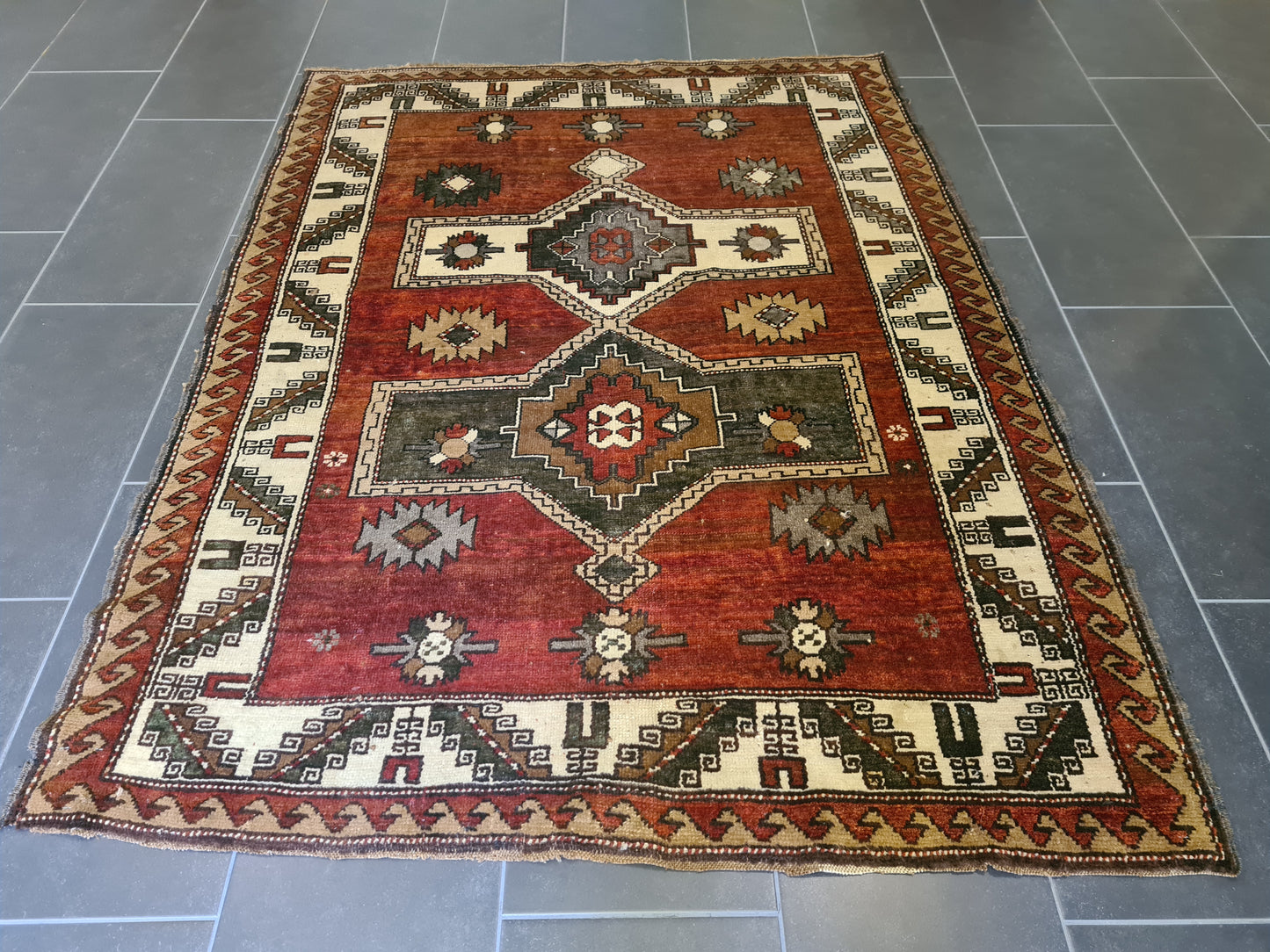 Antiker Handgeknüpfter Kasak Orientteppich Edles Sammlerstück 181x139cm