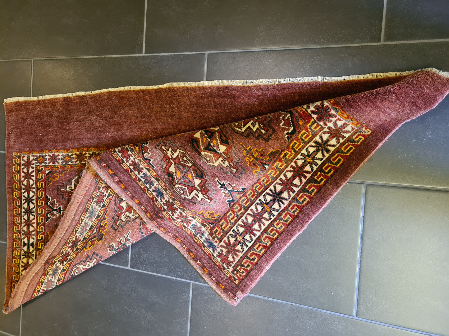 Antiker Handgeknüpfter Turkmen Orientteppich Seltenes Sammlerstück 125x72cm