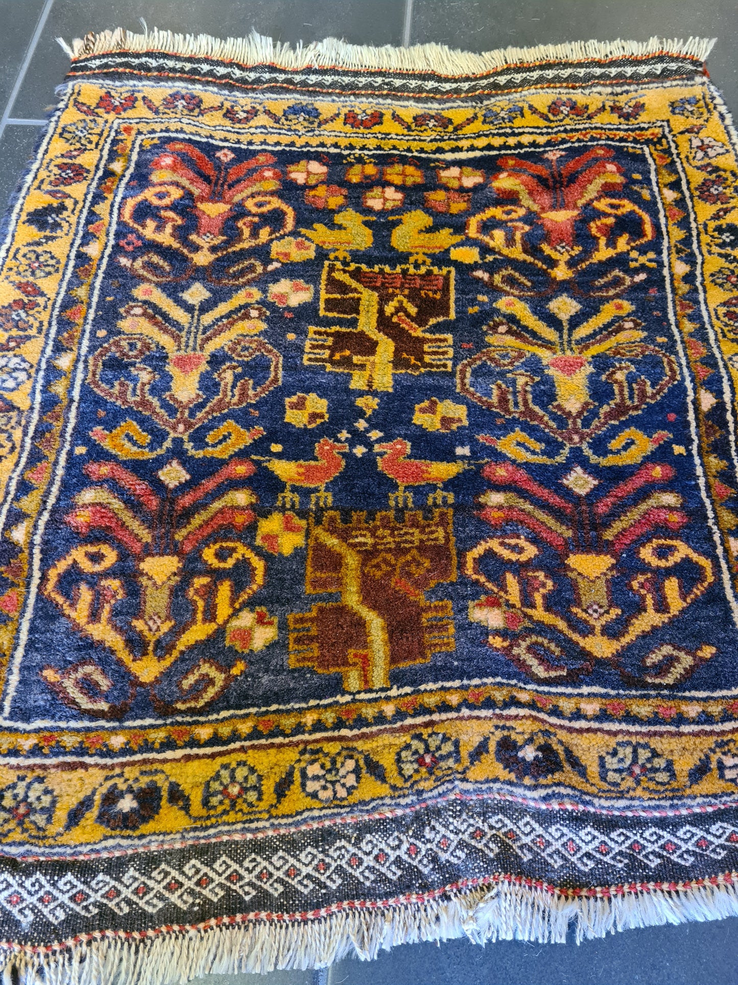 Antiker Handgeknüpfter Perserteppich Shiraz Meisterwerk 60x55cm