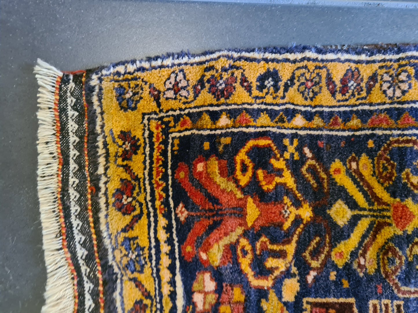 Antiker Handgeknüpfter Perserteppich Shiraz Meisterwerk 60x55cm