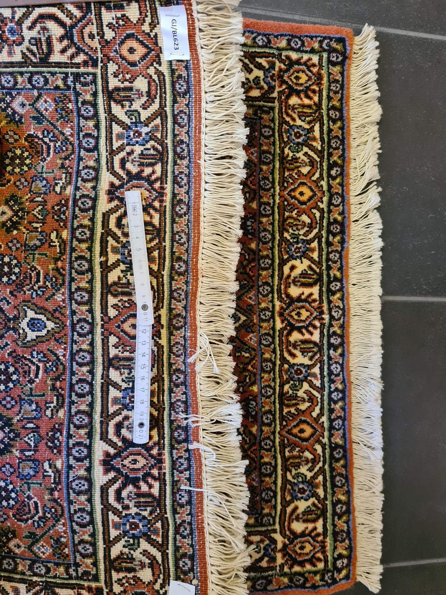 Feiner Handgeknüpfter Perser Bidjar Orientteppich 68x61cm