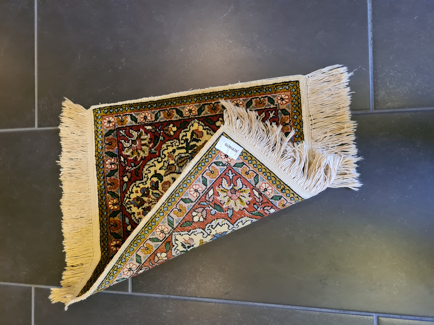 Hochwertiger Feiner Seidenteppich aus Kashmir Ghoum Handgeknüpft 40x37cm