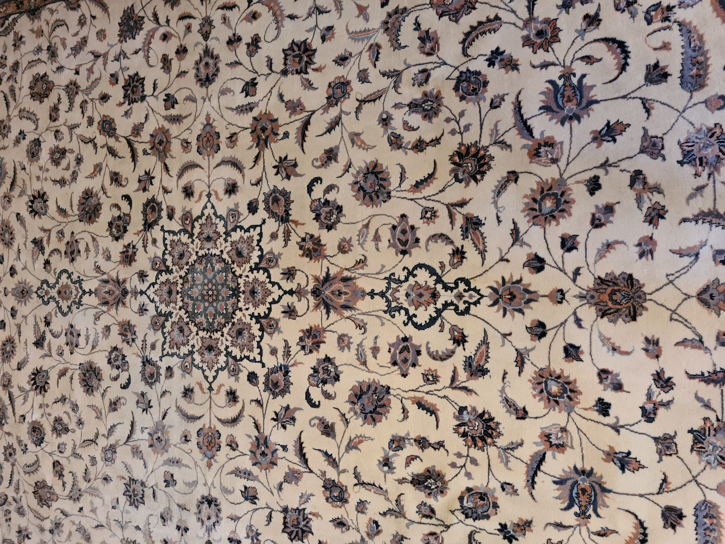 Feiner Königlicher Isfahan Orientteppich Handgeknüpft und Hochwertig 314x247cm